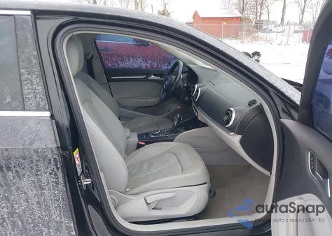 2015 Audi A3 1.8T Premium z USA, uszkodzony, nr VIN WAUACGFF4F1001815